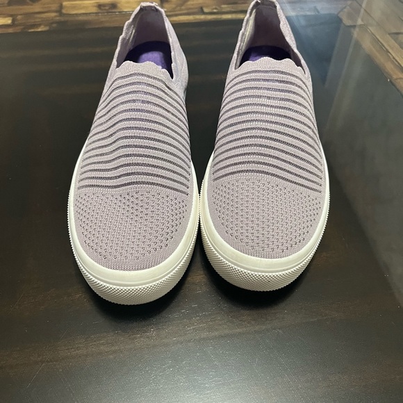 Skechers With Air-Cooled Memory Form Platform Shoes Size 9 - Picture 9 of 11